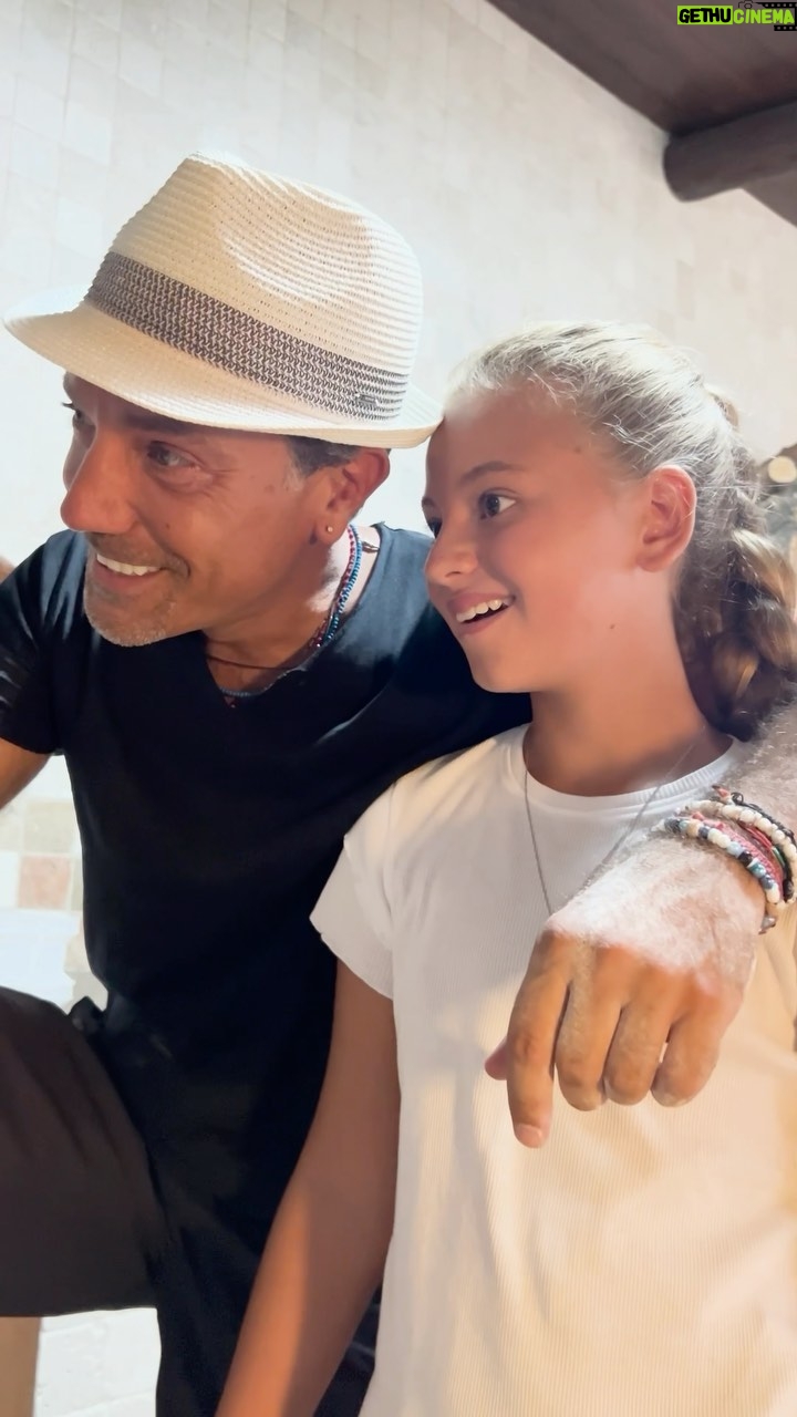 Gino D'Acampo - 17.1K Likes - Pizza night with my Principessa Mia… Thanks for the help @ginopizzaovens … P.S for Black Friday, we have 20% off all Pizza Ovens and Accessories until 28/11/23 when purchased from ginopizzaovens.com. Limited time only Black Friday offer whilst stock lasts... 😎 #GinoPizzaOvens #ad #BlackFriday
GDx