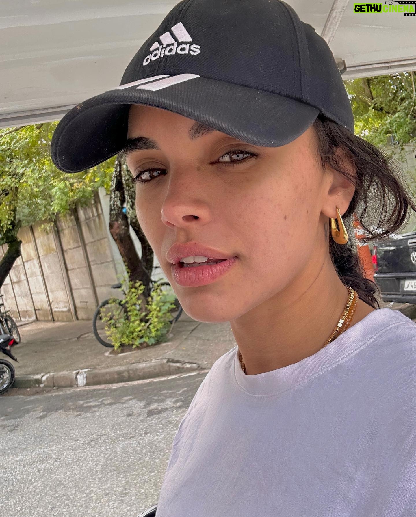 Giovana Cordeiro Instagram - recentemente, tem sido assim 💫