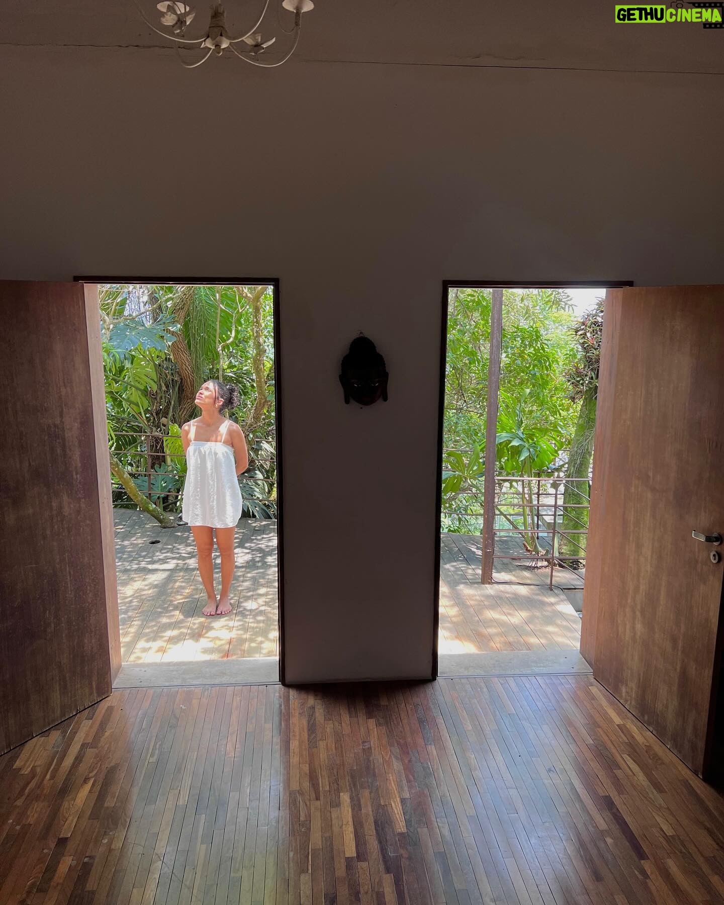 Giovana Cordeiro - 55.8K Likes - Muita coisa boa chega sem avisar
• @tempofeio