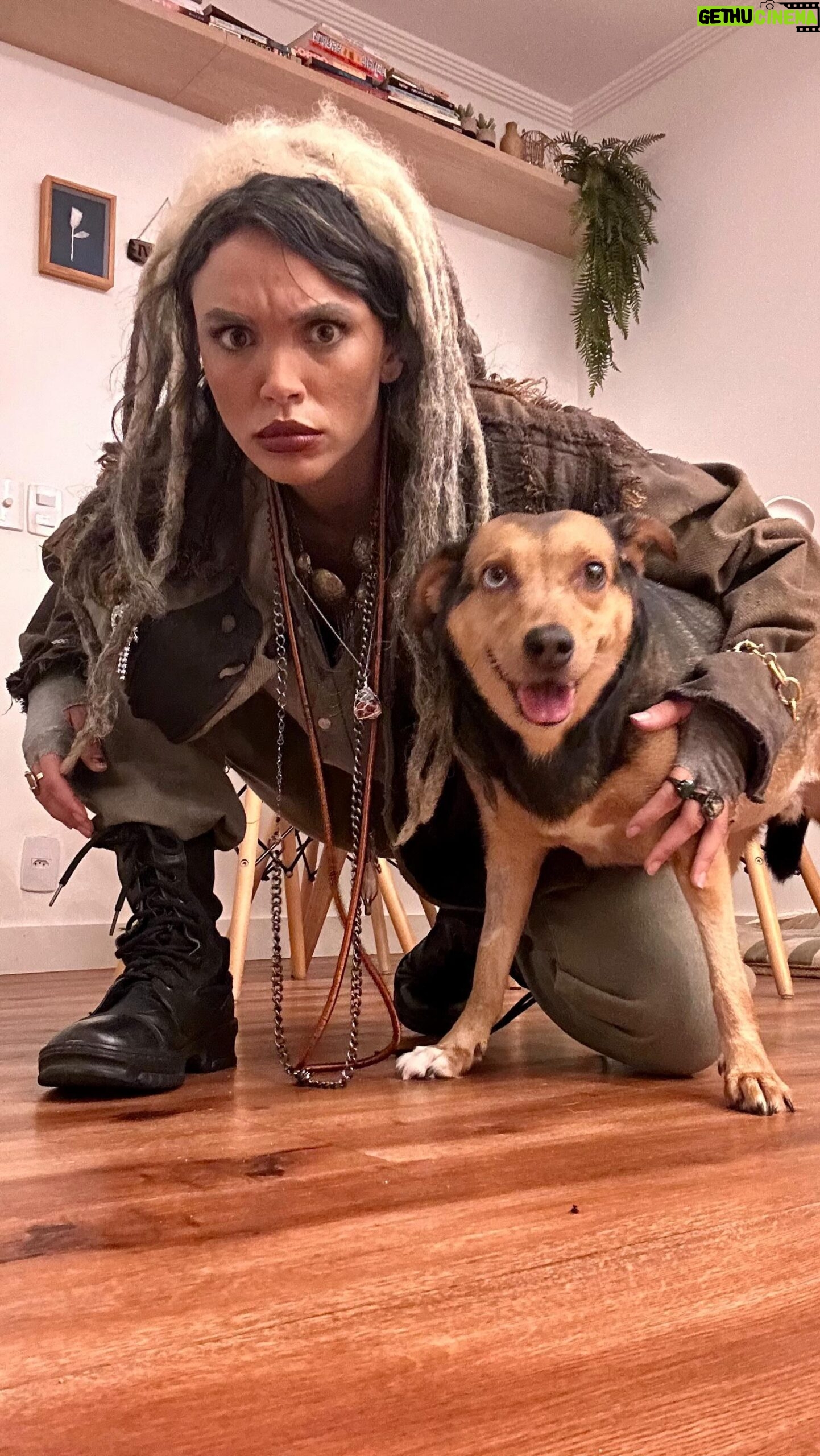 Giovana Cordeiro Instagram - Bye bye Halloween 🦇