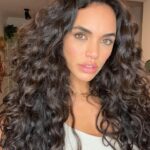 Giovana Cordeiro Instagram - Às sextas usamos branco