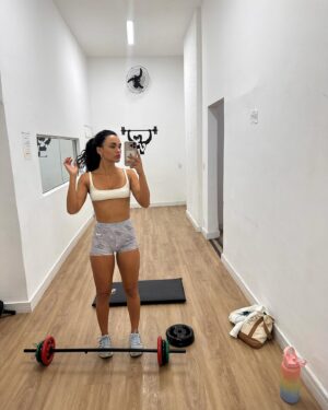 Giovana Cordeiro Instagram - dia a dia 🌺