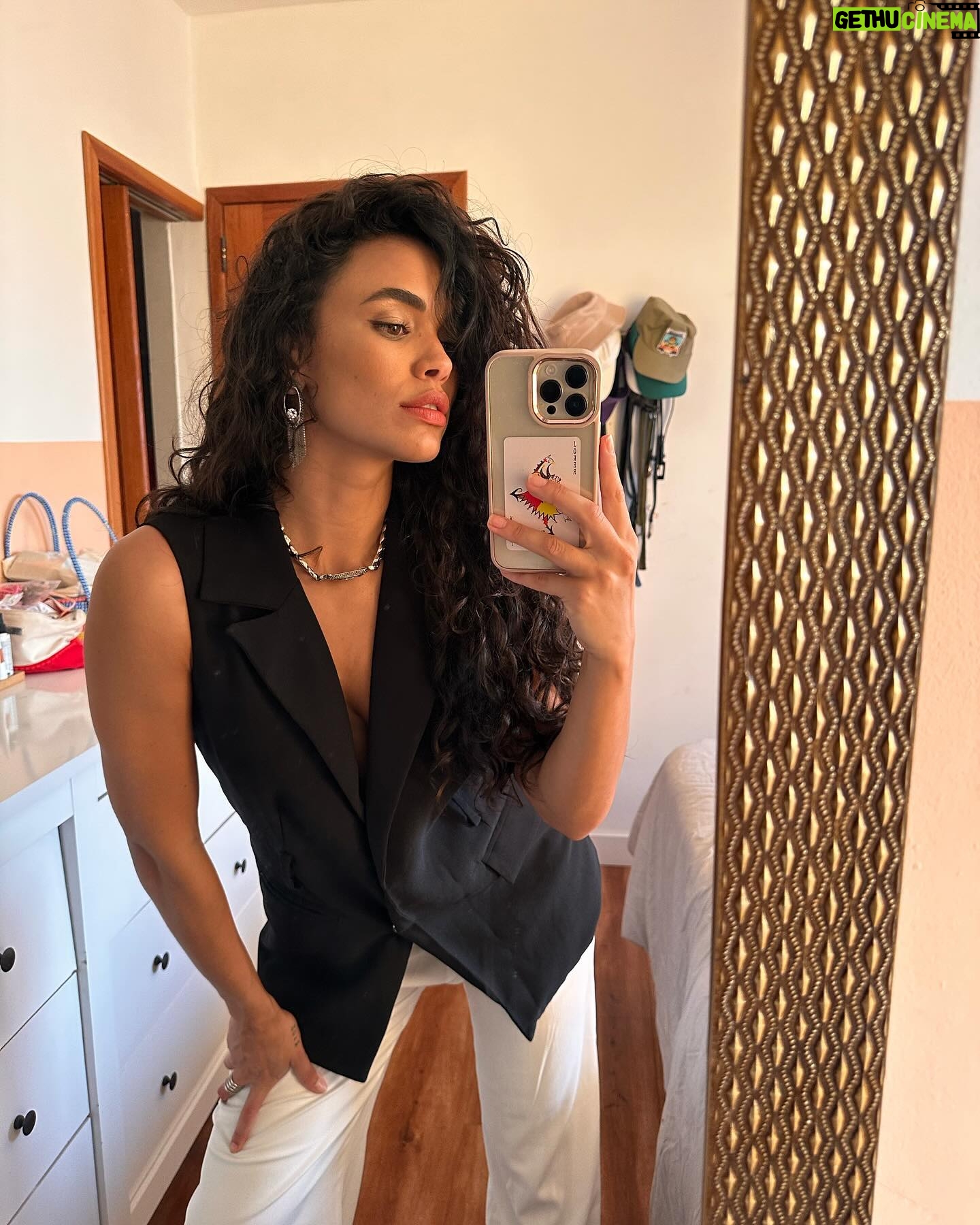 Giovana Cordeiro - 37.9K Likes - dia a dia 🌺