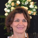 Giselle Itié Instagram - Mami, agradeço todos os dias por ter vindo de você. Sua alma é rellena de Amor e muita Luz. A forma como você leva a vida só me eleva como mulher e me dá muita fuerza pra contar a minha história. quando questiono a educação que foi dada. em nenhum momento levanto todo o valor que foi me presenteado por você. de jeito nenhum! sei que você me criou da melhor forma possível. só estou em pé, como mulher e mãe do PP Luna, fazendo a transição da educação tradicional para a educação positiva porque você também me deu este repertório🩵 eu sei de todo o Amor que me é dado todos os dias. pra mim e para o nosso PP. Te Amo e te Agradeço profundamente. Feliz Dia Todos os Dias e para Sempre.