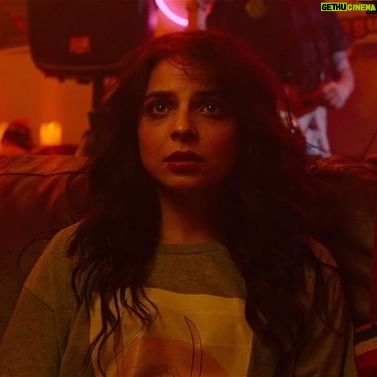 Gisselle Kuri - 10.8K Likes - Malvada está por llegar a tu cine favorito 🦃🔮 AAAAAHHHH!!! *Gritillo de mucha emoción* nos vemos este 29 de diciembre en el cine con muchas palomitas y nachos con muchos jalapeños 😛. #Malvadamovie
@videocine
@pirexiafilms son maravillosos 🖤