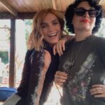 Giulia Guerrini Instagram – Extrañando al set ♥️🥰 
Y a estas personas lindas 🥰