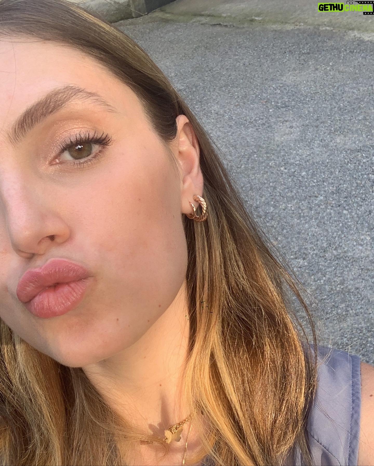 Giulia Guerrini Instagram - Beautiful weekend 💚