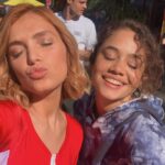 Giulia Guerrini Instagram - Salió la segunda temporada en Netflix 🔥🌊 Por fin puedo compartir algunos recuerdos 🥰 Ya la vieron? 🌊 En el último vídeo se nota que soy una campeona de wake 🤣🤣 me re dolió 🤣🤣