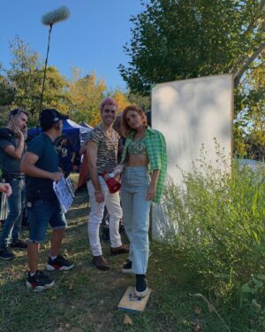 Giulia Guerrini Instagram - Extrañando al set ♥️🥰 
Y a estas personas lindas 🥰