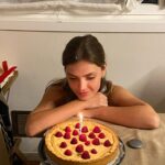 Giulia Guerrini Instagram - 🤍 GRATEFUL 🤍 04/09 Grazie di cuore a tutti per gli auguri, grazie per tutti i messaggi con parole meravigliose, significano davvero tanto 🤍 Grata di essere circondata da persone che amo, lontani o vicini, sappiate che sento il vostro amore e spero voi sentiate il mio ♥️ - Gracias de corazón a todos por los buenos deseos, gracias por todos los mensajes con palabras maravillosas, realmente significan mucho 🤍. Agradecida de estar rodeada de personas que amo, ya estén lejos o cerca quiero que sepan que siento su amor y espero que ustedes sientan el mío ♥️