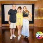 Giulia Nassa Instagram - SIMM! ESTOU NA PRÓXIMA NOVELA INFANTIL DO SBT!! 🎥❤️✨ Muito feliz e grata pela confiança no meu trabalho e MUITO ansiosa pra vcs acompanharem essa história linda! Quem conhece a minha trajetória como atriz sabe que eu tenho uma história com o SBT, sou muito fã da emissora e já fiz teste quando era mais nova, mas tudo acontece no seu tempo e eu não podia ter maior certeza de que era pra ser agora!! Obrigada @ricamantoanelli vai ser um prazer enorme estar com vcs! Obrigada @cibelesantacruz.elenco @arielmoshexxx @lilidigiorgio também! E obrigada eterno a toda a equipe e elenco que vai fazer tudo isso possível! Minha nova casa, nova família… já me sinto completamente acolhida por vcs! VEM AÍ: “A CAVERNA ENCANTADA”! 💚🍃😍 📸 Lourival Ribeiro/ Assessoria SBT