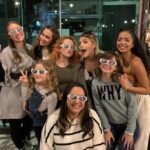 Giulia Nassa Instagram - Sou um pouco de todo lugar, sou um pouco de cada um de vocês. Até se um dia eu for embora ISSO É PRA SEMPRE!!! Não existe amor mais mágico do que esse nosso, eu sei porque eu também sou fã e pra mim é completa loucura que alguém possa me amar do mesmo jeito que eu amo alguém… eu amo vcs! Feliz dia do “fã”, entre aspas porque diminuir vcs a duas letras é pouco, vocês são família!!! Obrigada por tornarem tudo possível! ❤️🍟