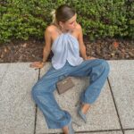 Giulia Nassa Instagram - 🩶 SITTING STILL 🩶