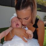Giuseppa Ciurleo Instagram - Aujourd’hui c’est les 3 mois de Giorgia 3 mois que nous sommes comblés d’amour, que nous apprenons chaque jours à être les meilleurs parents pour elle dans cette nouvelle aventure à 3 🫶🏼 nous avons créé un Instagram @lestarpainsucres celui où nous allons partager des moments de notre vie de famille et pleins d’autres ✨ on vous remercie pour vos messages, votre soutien au quotidien une team comme ça ou rien 💚 joyeux 3 mois ma grenouille 🥹