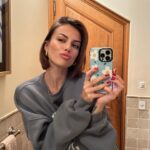 Giuseppa Ciurleo Instagram - Une petite photo improvisé pour tous tous tous vous remercier. Je vous aime ❤️✨🥹