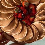 Giuseppa Ciurleo Instagram - J’avais envie de partager ça juste pour le plaisir d’avoir cuisiner ce matin 🥰 pour la recette perso je prend tout sur internet et pour les doses je fais à l’œil 😅 je vous fais quand même la liste des ingrédients pour les pancakes ! * Farine * Oeufs * Sucre vanillé * Sucre blanc * Lait * Levure * Huile de tournesol * Sel - La même que la pâte à crêpe mais j’ajoute de la levure et je la fais plus épaisse ! Donc moin de lait ☺️
