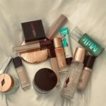 Giuseppa Ciurleo Instagram - Tout les produits que TikTok m’a fait acheter ! Je vous fait des crash test ? 😋💄 (Aucune collaboration)