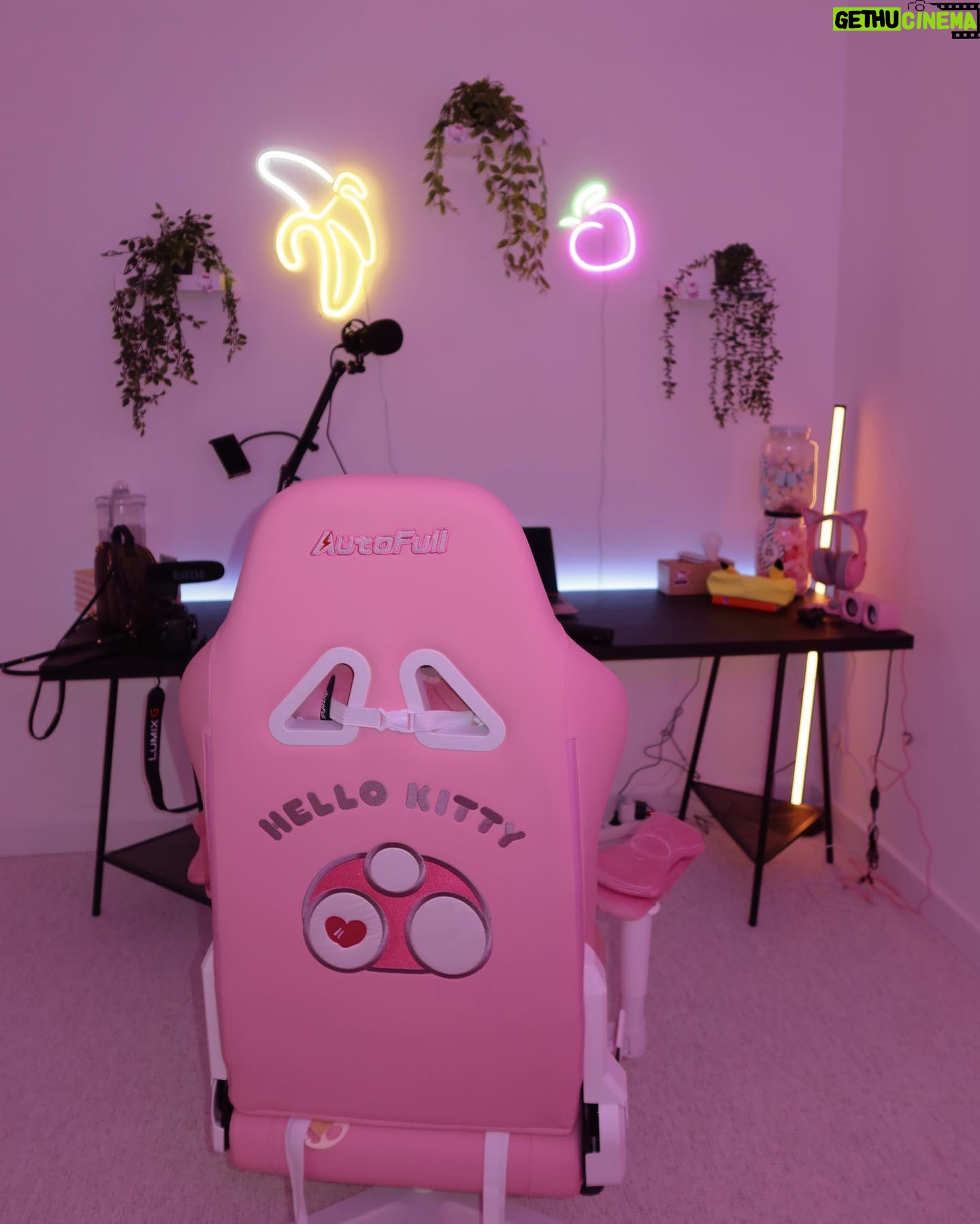 Giuseppa Ciurleo Instagram - Vous imaginez quel genre de contenue ici ? 😍🤌🏼🩷 vous avez le choix et l’imagination ✨🥰