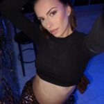 Giuseppa Ciurleo Instagram - Bye 2023 ✨ quoi de prévu pour cette dernière soirée de l’année ? 💕 si vous passer la soirée seul(e) ou accompagné(e) je vous souhaite d’être heureux pour cette année qui arrive et d’avoir tout ce que vous désirez dans la santé, l’amour et le professionnel 🫶🏼 de notre côté on espère juste continuer de vivre nos plus belles aventures avec vous pour de longues années 💞