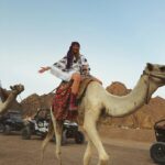 Gizem Karaca Instagram – Evet, bir noktada ‘ Devede de boy var“ esprisi yapıldı… 🐫🏜️🪬🔆