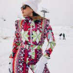 Gizem Karaca Instagram – Seçemedim o yüzden hepsini seçtüm 👀🙈 bu arada son fotoda nasıl ustaca board kaydığımı görebilirsiniz vihuuuu 🏂😎