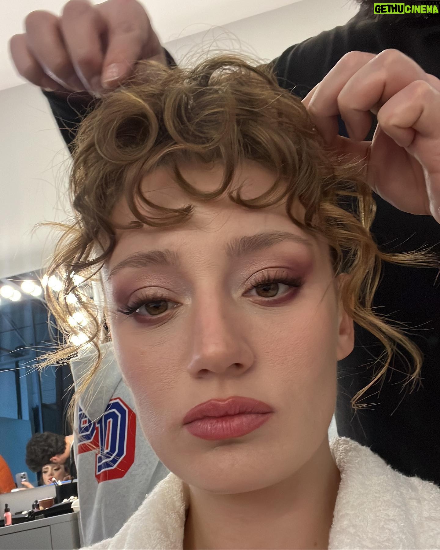 Gizem Karaca Instagram - 03.23 recap pt. 1 🌸 #nananemvepamuk🧿