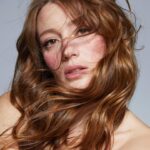 Gizem Karaca Instagram – Çok heyecan! Çok rengarenk bir yolun başlangıcı! ❤️‍🔥 Newwell’in renkli dünyasına katılarak sende #kendiniyansıt Liquid blusherın uzun süren kalıcılığı ve kremsi dokusu ile parılda💫💋💄 @newwellmakeup