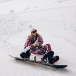 Gizem Karaca Instagram – Seçemedim o yüzden hepsini seçtüm 👀🙈 bu arada son fotoda nasıl ustaca board kaydığımı görebilirsiniz vihuuuu 🏂😎