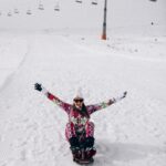 Gizem Karaca Instagram – Seçemedim o yüzden hepsini seçtüm 👀🙈 bu arada son fotoda nasıl ustaca board kaydığımı görebilirsiniz vihuuuu 🏂😎
