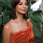 Glaiza de Castro Instagram - Can’t wait to go back with you, sa Islang Pantropiko 🌴🥥 Uuuy kinanta… 😅