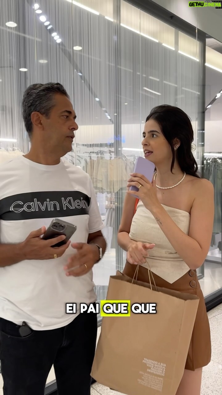 Glenda Loures Instagram - GEEEEEENTE! De 0 à 10, qual nota o look do meu pai merece? Eu fiquei chocada!