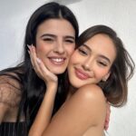 Glenda Loures Instagram - Seu dia! Que alegria você na minha vida, minha irmã. E que alegria de quem te tem por perto, pq olha, você vale ouro. Um coração como eu seu, são pra poucos. Que Deus te abençoe, que seus 20 anos sejam mágicos, e que você continue com sua bondade, alegria, seu jeito doce e sempre prestativo, seu coração maior do que o mundo, sua forma de sempre ver o lado bom das pessoas (coisa que me irrita de vez em quando). Ficaria aqui digitando eternamente pq suas qualidades me impressionam. Brinco com meus pais que eles precisam me passar a fórmula, pq criaram um ser humano incrivel 😂 • Aproveite seu dia e seu ano minha princesa 🤍 você merece