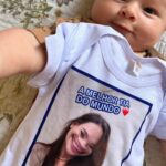 Glenda Loures Instagram - Seu dia! Que alegria você na minha vida, minha irmã. E que alegria de quem te tem por perto, pq olha, você vale ouro. Um coração como eu seu, são pra poucos. Que Deus te abençoe, que seus 20 anos sejam mágicos, e que você continue com sua bondade, alegria, seu jeito doce e sempre prestativo, seu coração maior do que o mundo, sua forma de sempre ver o lado bom das pessoas (coisa que me irrita de vez em quando). Ficaria aqui digitando eternamente pq suas qualidades me impressionam. Brinco com meus pais que eles precisam me passar a fórmula, pq criaram um ser humano incrivel 😂 • Aproveite seu dia e seu ano minha princesa 🤍 você merece