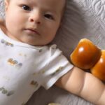 Glenda Loures Instagram – Alguém aceita um pãozinho aí? 😂👶🏻