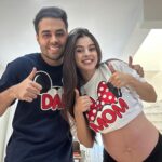 Glenda Loures Instagram – Entrando na vibe pais totaaaaal
❤️💙
