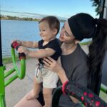 Glenda Loures Instagram - Photodump com fotos fofas do passeio do dia 🌅💙👶🏻🐶