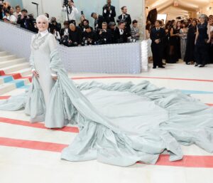 Glenn Close Instagram - What an extraordinary night at the Met Gala. I was so honored to be wearing Erdem while on the arm of the gallant, attentive, witty and supremely talented Erdem Moralioglu, himself. Thank you, Anna Wintour, for creating a truly extraordinary night. Somewhere in the cosmos, Karl Lagerfeld surely felt the love.