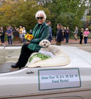 Glenn Close Instagram - And TODAY we were the Grand Marshals in the HOMECOMING PARADE! 
@william_and_mary 
#williamandmaryhomecoming #dogsinparades @colonialwmsburg #colonialwilliamsburg