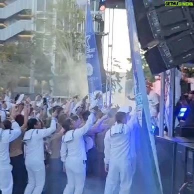 Gloria Estefan Instagram - The celebration continues…. Que siga la celebración!!! @fleetweekmiami