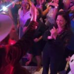Gloria Estefan Instagram - Las manos arriba!!!! @estefankitchenorlando #PartyTime 👏❤️🎶💃🏻 music, food and fun bring everyone together!! Music, Comida y diversión unen a todos!!
