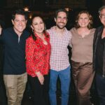 Gloria Estefan Instagram - What an incredible night of talent and music!! The @thetonyawards nominated @hellskitchenbway was amazing!! So happy our creative team of #5NOTES could come together to celebrate and experience the great work of our Director - Michael Greif and a big BRAVO to the cast and crew!! 👏👏👏🎶😘❤️ #michaelgreif ¡Qué noche tan increíble de talento y música! @hellskitchenbway (nominados a los @thetonyawards ) fueron increíbles!! ¡Estoy muy feliz de que nuestro equipo creativo de #5NOTES pudiera reunirse para celebrar el gran trabajo de nuestro Director - Michael Greif y un gran BRAVO para el elenco y el equipo! 👏👏👏🎶😘❤️ 📸 photo credit: @michaelah.jpg