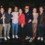 Gloria Estefan Instagram - What an incredible night of talent and music!! The @thetonyawards nominated @hellskitchenbway was amazing!! So happy our creative team of #5NOTES could come together to celebrate and experience the great work of our Director - Michael Greif and a big BRAVO to the cast and crew!! 👏👏👏🎶😘❤️ #michaelgreif ¡Qué noche tan increíble de talento y música! @hellskitchenbway (nominados a los @thetonyawards ) fueron increíbles!! ¡Estoy muy feliz de que nuestro equipo creativo de #5NOTES pudiera reunirse para celebrar el gran trabajo de nuestro Director - Michael Greif y un gran BRAVO para el elenco y el equipo! 👏👏👏🎶😘❤️ 📸 photo credit: @michaelah.jpg