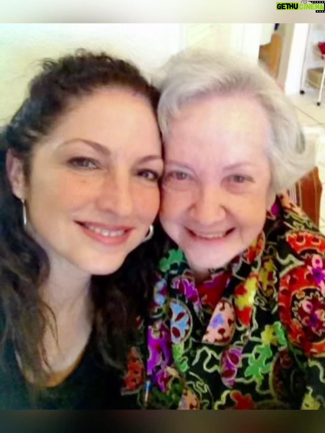 Gloria Estefan Instagram - Happy Heavenly Mother’s Day to my beautiful, wonderful, and very missed mami! And thank you to all the magnificent humans who love, mother, nurture, teach and guide us through this very complicated life. We love you and need you always!! Have a blessed Mother’s Day, everyone! 🌻❤️🌻❤️🌻 Feliz Día De Las Madres celestial para mi mami bella, querida y muy extrañada! Y muchas gracias a todo los seres magníficos que nos aman, crian, enseñan y guían a través de esta vida tan complicada. Los queremos y necesitamos siempre! Tengan un Día De Las Madres bendecidos, mi gente! 🌻❤️🌻❤️🌻❤️🌻❤️🎶🌻❤️🌻💔🌻❤️🌻