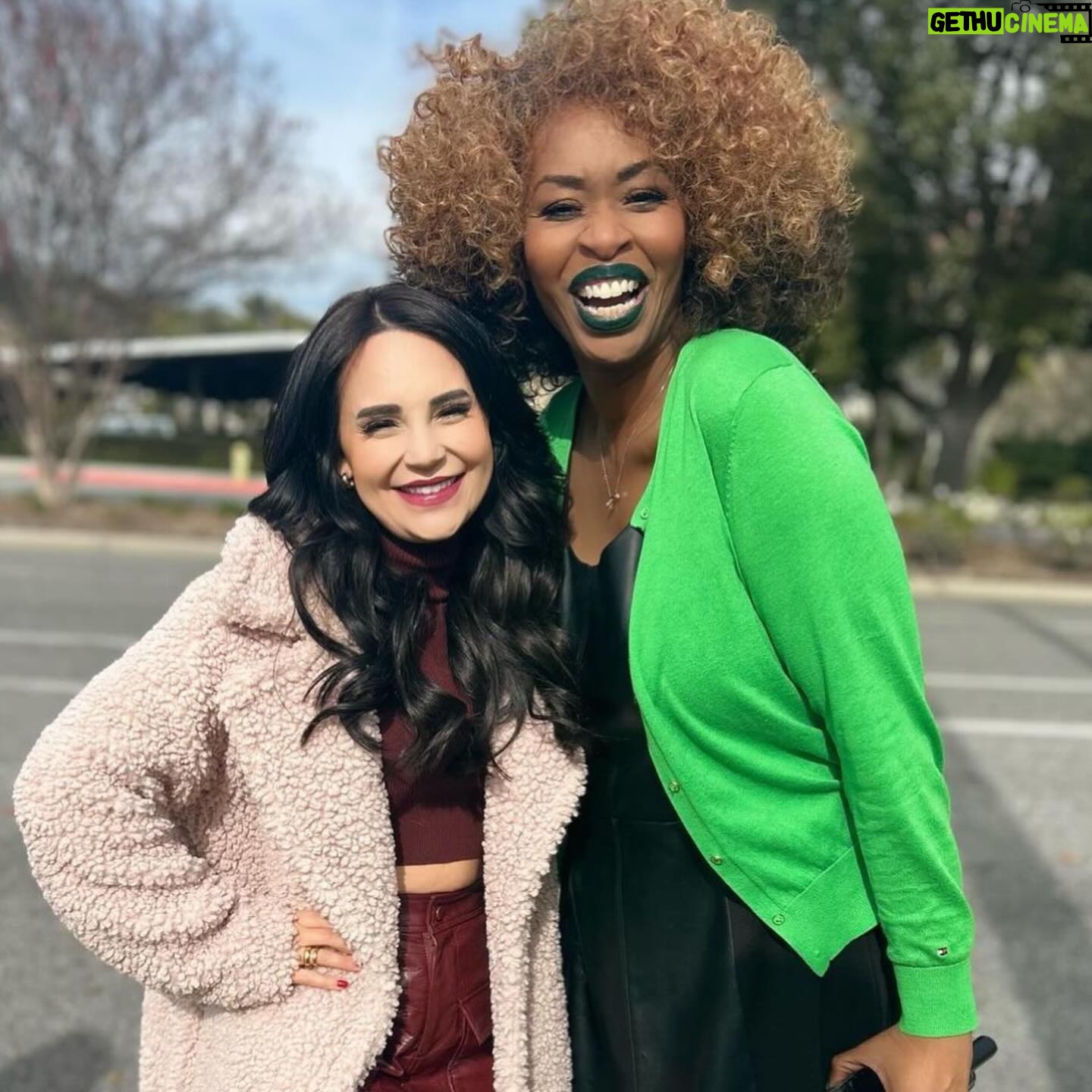 Glozell Green - 4.1K Likes - I love me some Ro xoxo
@rosannapansino
