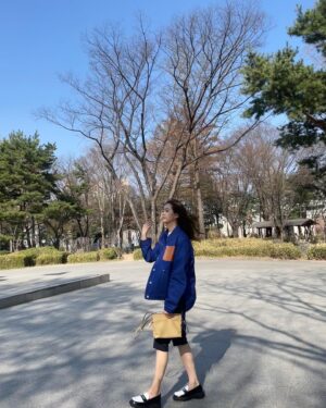 Go Ara Instagram - 