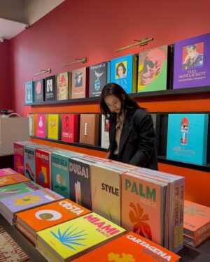 Go Ara Instagram - 📚