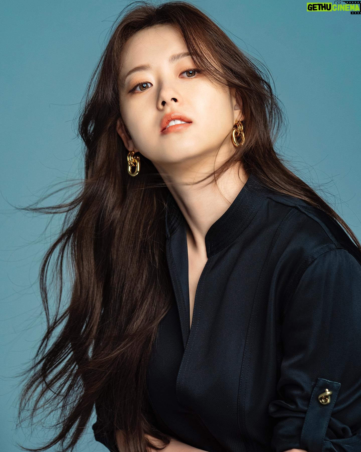 Go Ara - 185K Likes - 𝗣𝗥𝗢𝗙𝗜𝗟𝗘 𝗕-𝗖𝗨𝗧