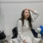 Go Ara Instagram - 촬영중🪽🦋🩵