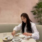 Go Ara Instagram - 냠 🤍🥛