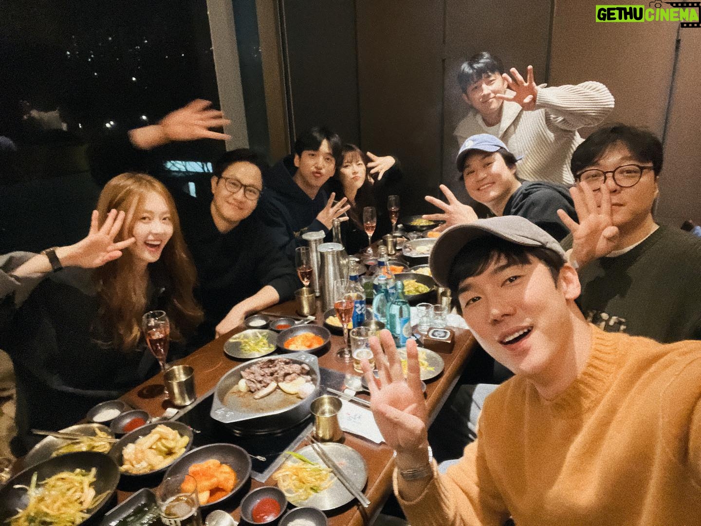 Go Ara - 317.8K Likes - #10주년#응답하라1994#새해#만남#소중 소중 😆💕🥰💗#2023년#1월4일 ♥️💕🙏👍😆💕#응답하라완전체 🤍💕
